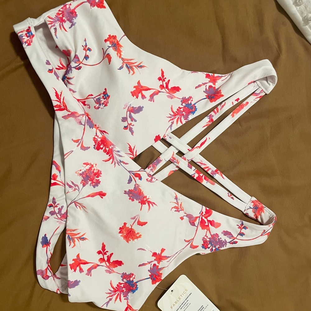 NWT Fabletics Sports Bra